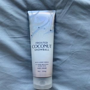 NEW Bath and Body Works Frosted Coconut Snowball Body Cream